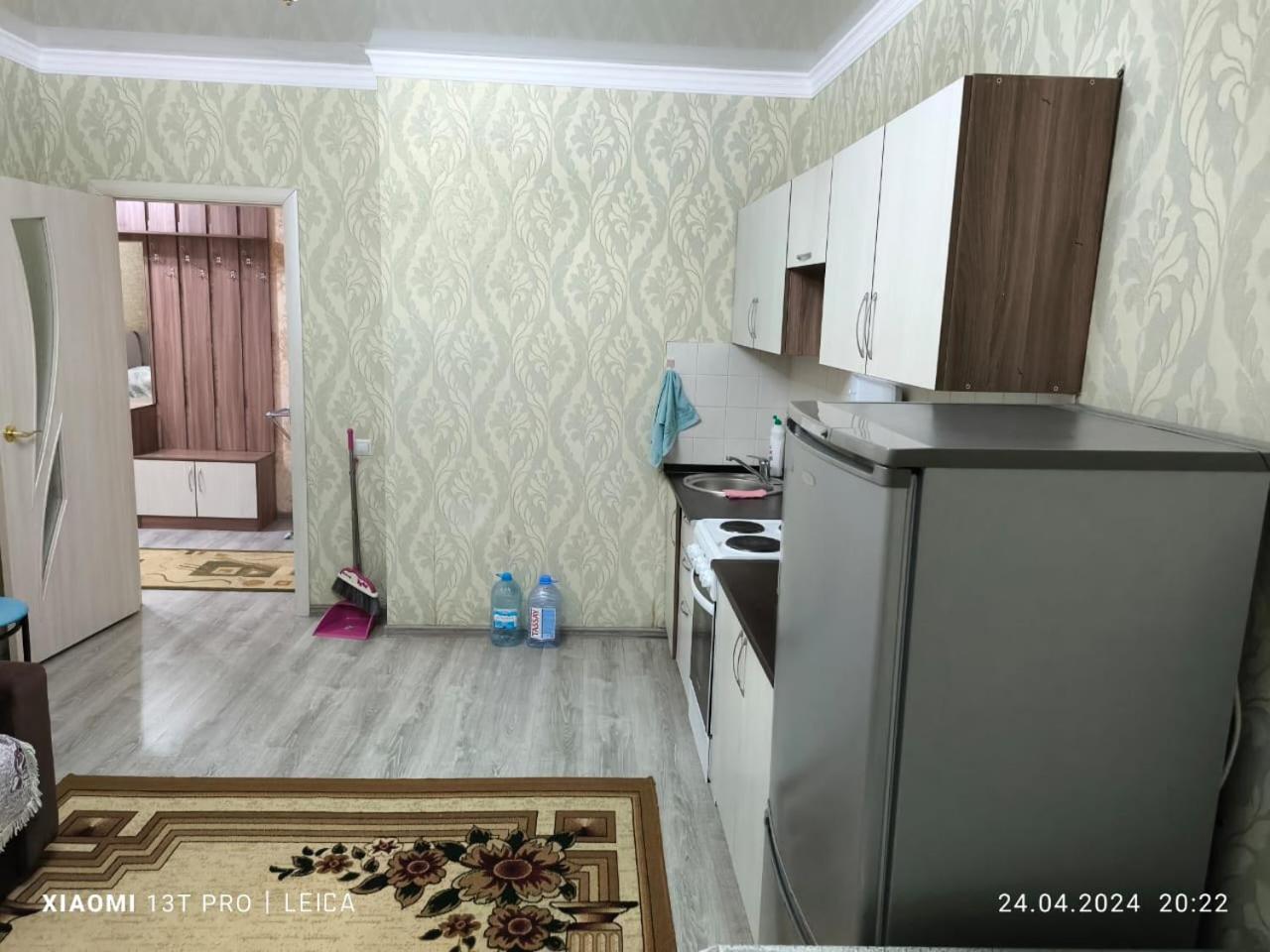 Уютная Квартира Комфорт Класса108 Астана Экстерьер фото